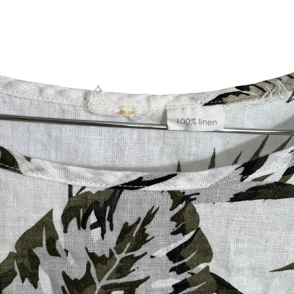 C&C California 100% Linen Blouse Olive Green Leaves Tropical Short Sleeves Top - Picture 6 of 7